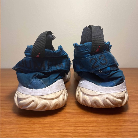 Jordan Proto React - Picture 4 of 11